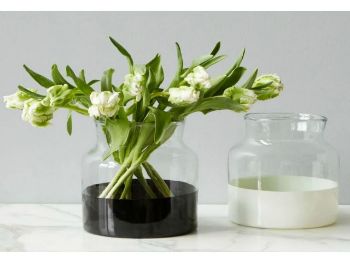 Picture of White Colorblock Flower Vase